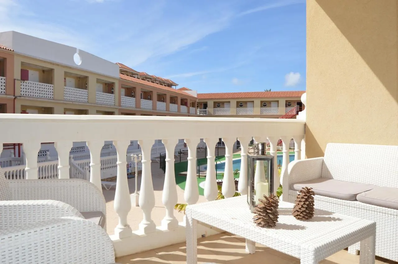 Διαμέρισμα Coqueto Apartamento En Parque Carolina Costa Del Silencio